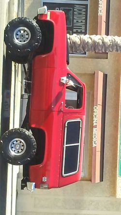 Chevy blazers 1987 with a 454 eng