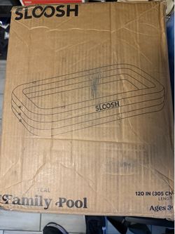 Sloosh inflatable pool