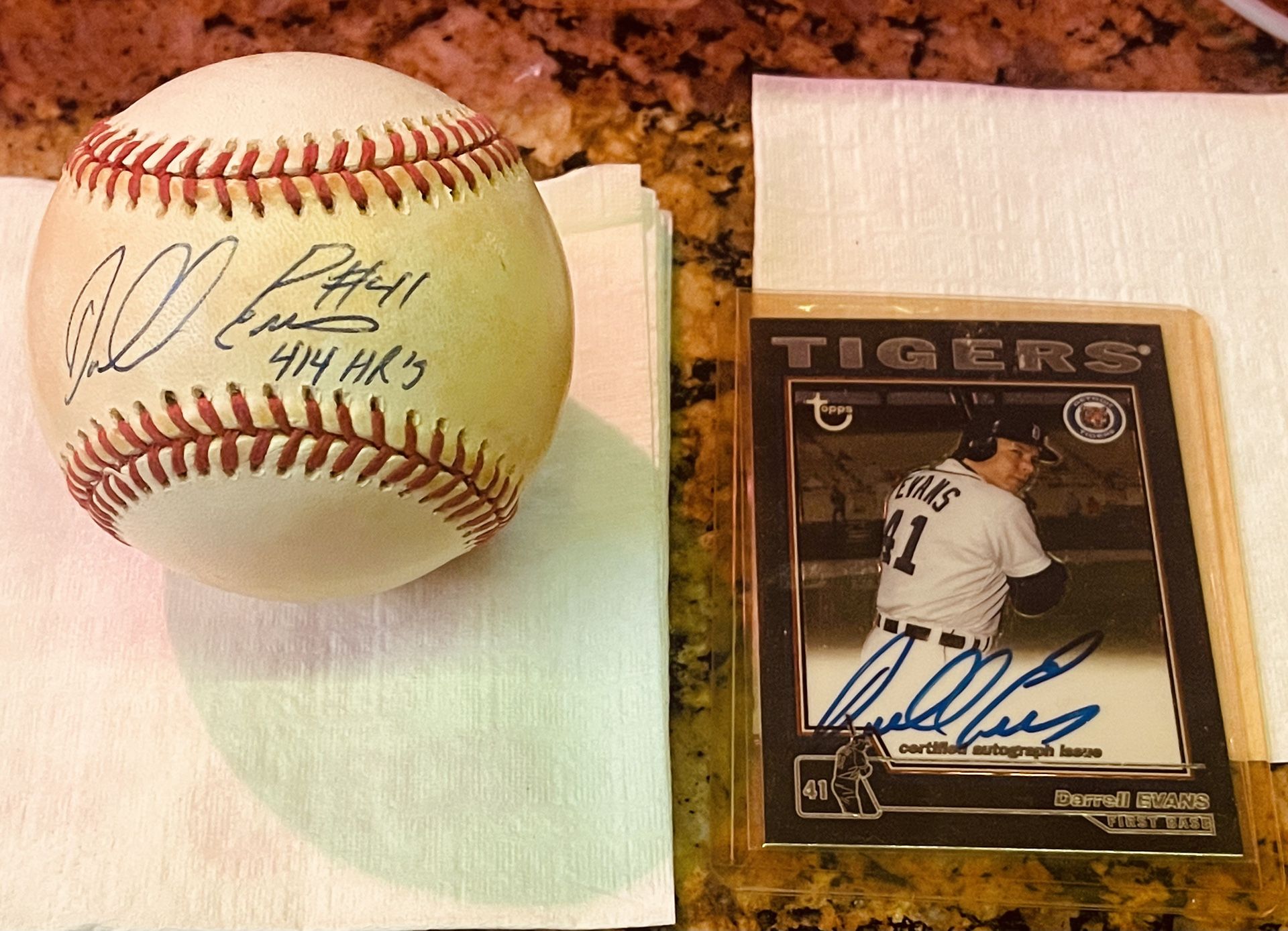 LOT- BAS COA DARRELL EVANS SIGNED INSCRIBED BASEBALL & Topps Signed Certified Card Mint