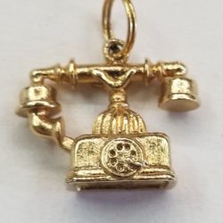 Charm/pendant By Avon