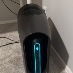 LIKE NEW - Alienware Aurora Ryzen Edition R10