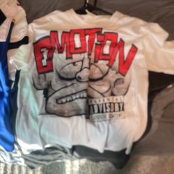Mixed Emotions T-shirt Size Medium Never Worn!