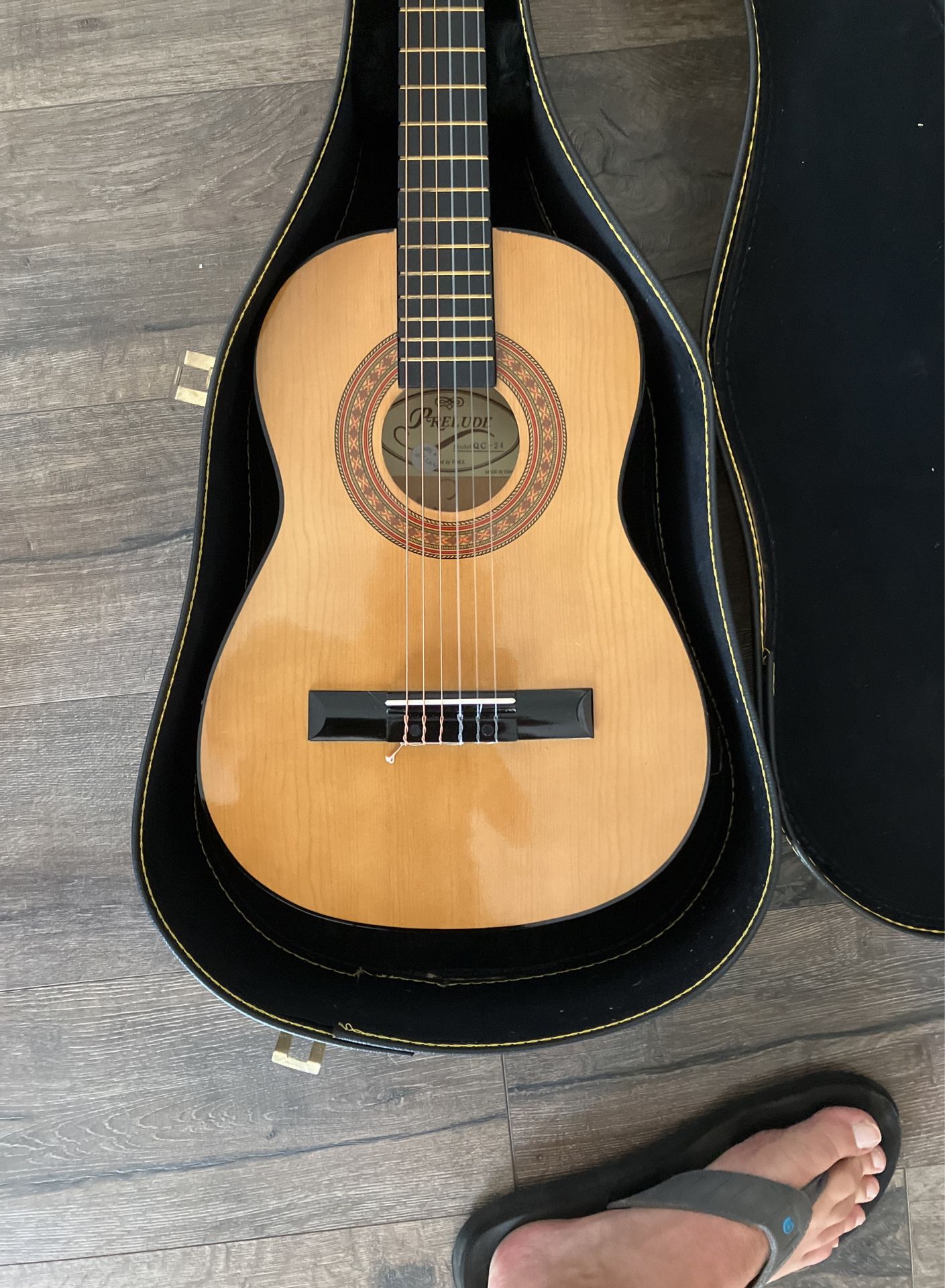 Prelude QC24 Guitar. Excellent Condition for Sale in Vista, CA OfferUp