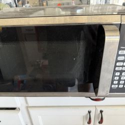 Microwave Oven