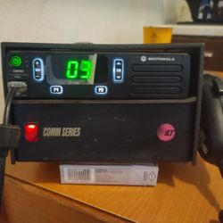 Motorola CM2000 Base Station Radio 