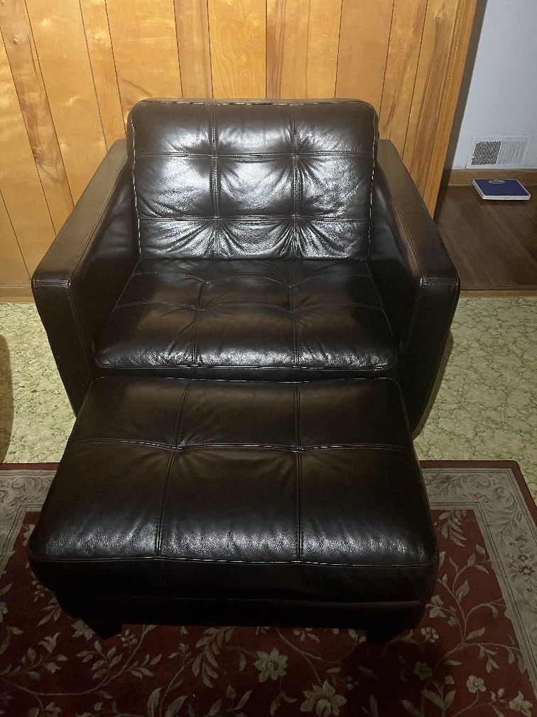Couch Chair With Ottoman