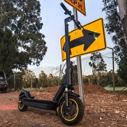 Electric scooter