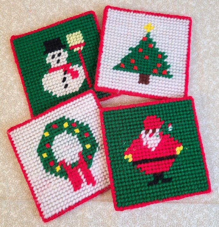 New Christmas Coasters Handmade Yarn Needlepoint Set