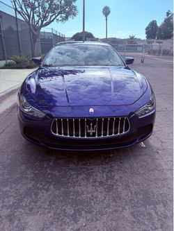 2017 Maserati Ghibli dark blue