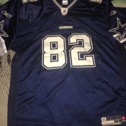 Nice in bordered NFL Dallas cowboy  witten No. 82 jersey Only $75 firm