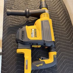 DEWALT FLEXVOLT 60V MAX Lithium-Ion Brushless Cordless 1-3/4 in. SDS MAX Combination Rotary Hammer (Tool Only)