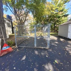 Large Dog Animal Kennel 9x15