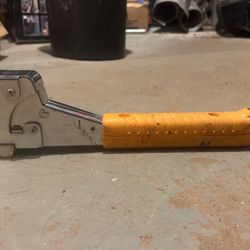 ARROW HT50P hammer staple