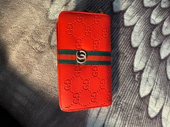 GG and MK wallet