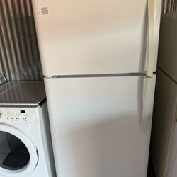 Kenmore Refrigerator 18 cu.ft