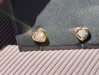 Gold heart 10k earrings