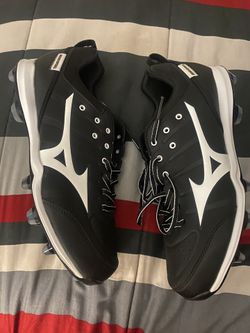 Mizuno Softball Cleats