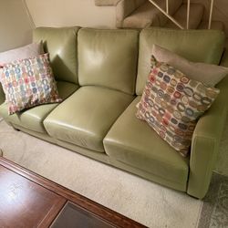 Arizona Leather Couch With Matching Pillows