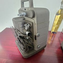 Vintage Bell & Howell Model 253 RV
Reel To Reel Film Movie Projector.