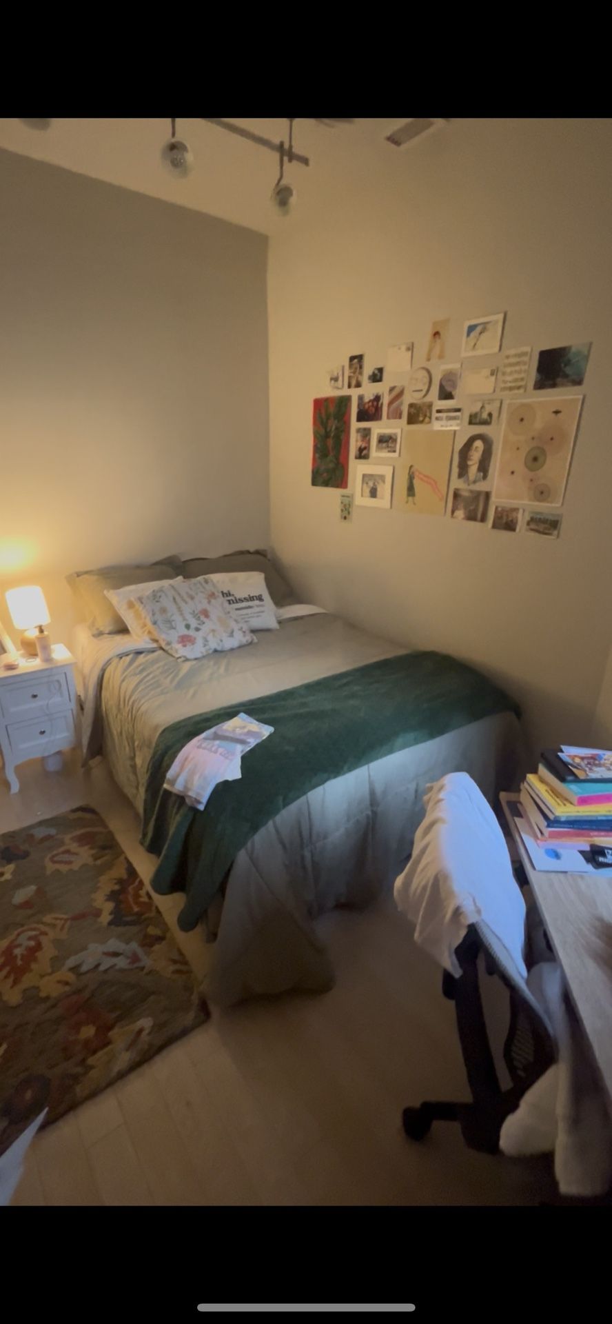 Full size mattress and bedframe