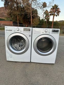 LG washer and dryer laundry