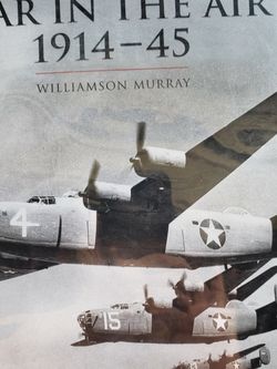 W In The Air 1914-45- Good Book 
