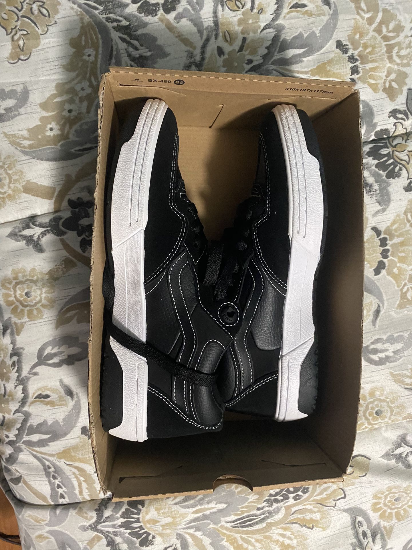 Vans Rowan 2 Black White Shoes, Size 8 Men’s Brand New