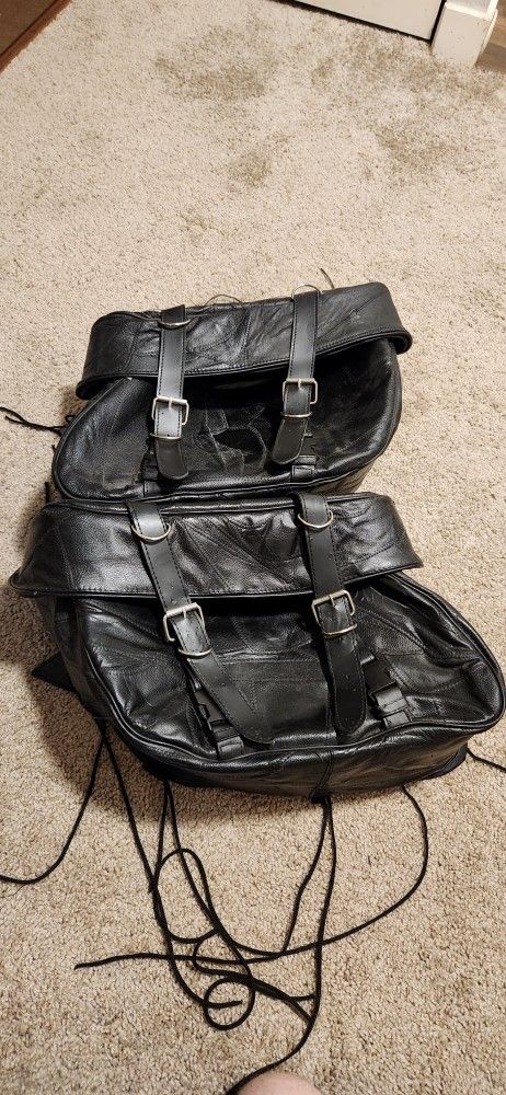 Hawg Hides Genuine Leather Motorcycle Saddlebags