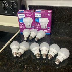 Light Blub Lot Total Of 17 Bulbs