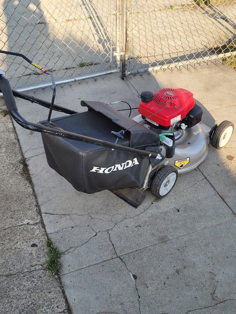 HONDA Lawn Mower