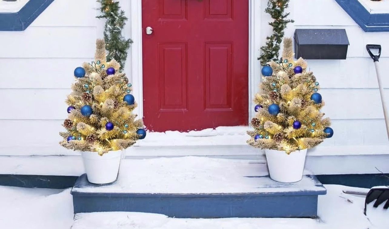 Set Of 2 Mini Artificial Christmas Tree 