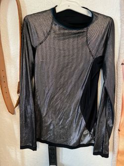 Like new Colombia long sleeve size small