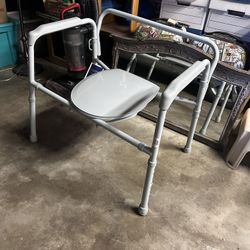 Free Raising Chair/toilet