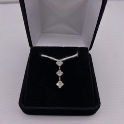 3 DIAMOND RING PENDANT