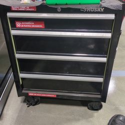 Huskey roll tool box