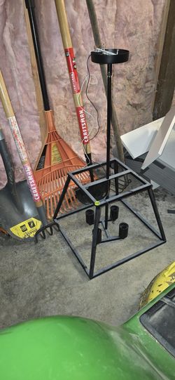 Pendant Lights / Chandeliers