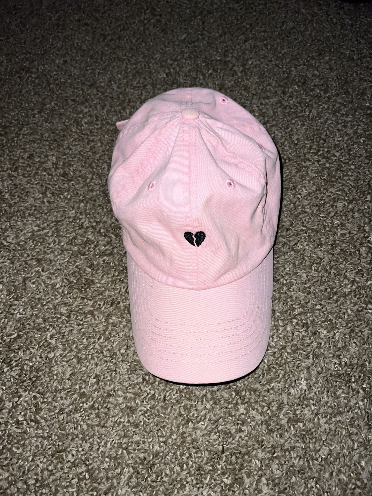 Broken Heart Hat Light Pink
