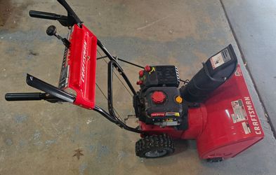 CRAFTSMAN SB410 24.0-in Two-stage 208-cc Gas Snowblower: BCMXGBAM1054541