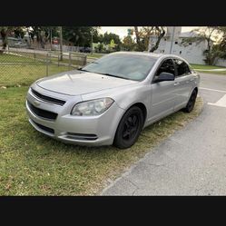 2012 Chevrolet Malibu  4cy