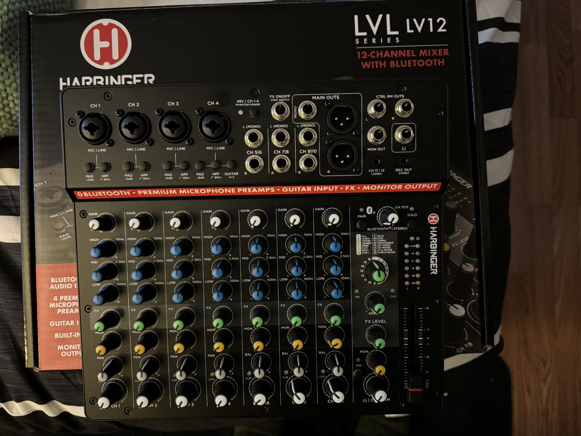 Harbinger LV12 Mixer w/Bluetooth