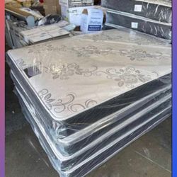 Queen size mattress /  Colchón