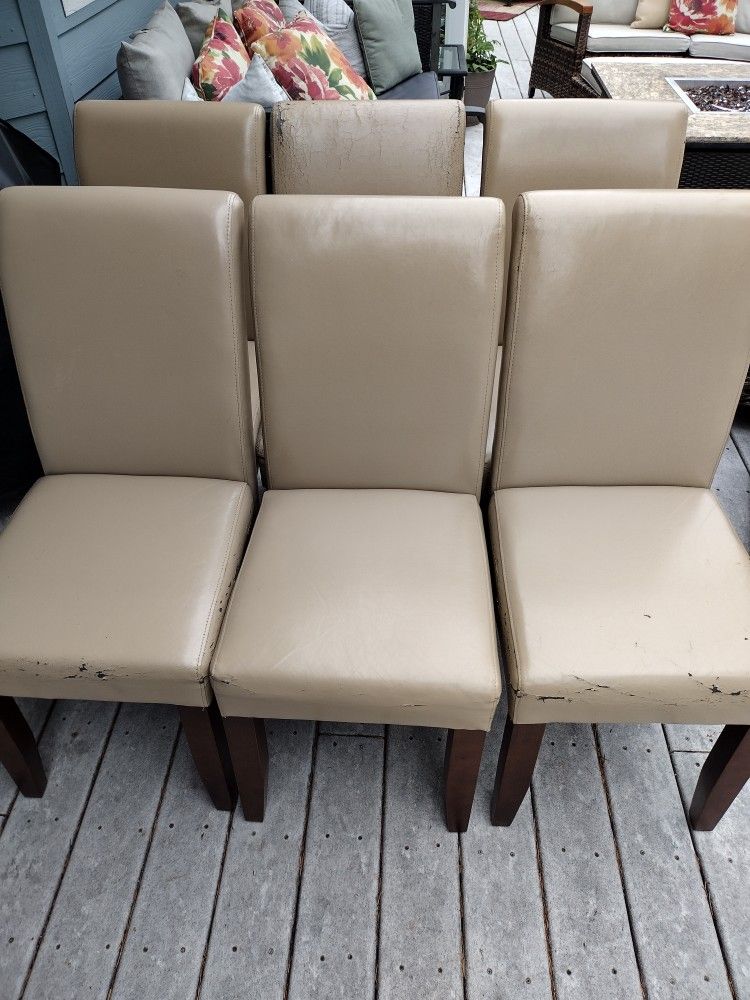 6 Dining Room Chairs