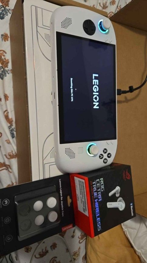 Lenovo Legion Go S  Z2go