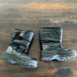 Toddler Snow Boots -Size 9