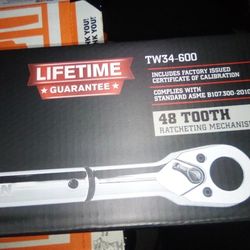 Icon 3/4" Drive Professional Torque Wrench 