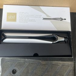 GHD PLATINUM+ FLAT IRON