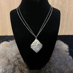 18” Diamond Shaped Pendant Necklace