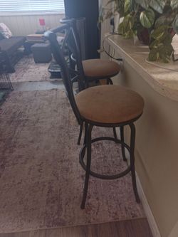 Swivel bar stools
