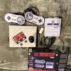 Super Nintendo Mini With Extra Joystick Controller