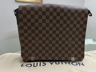 LOUIS VUITTON BAG